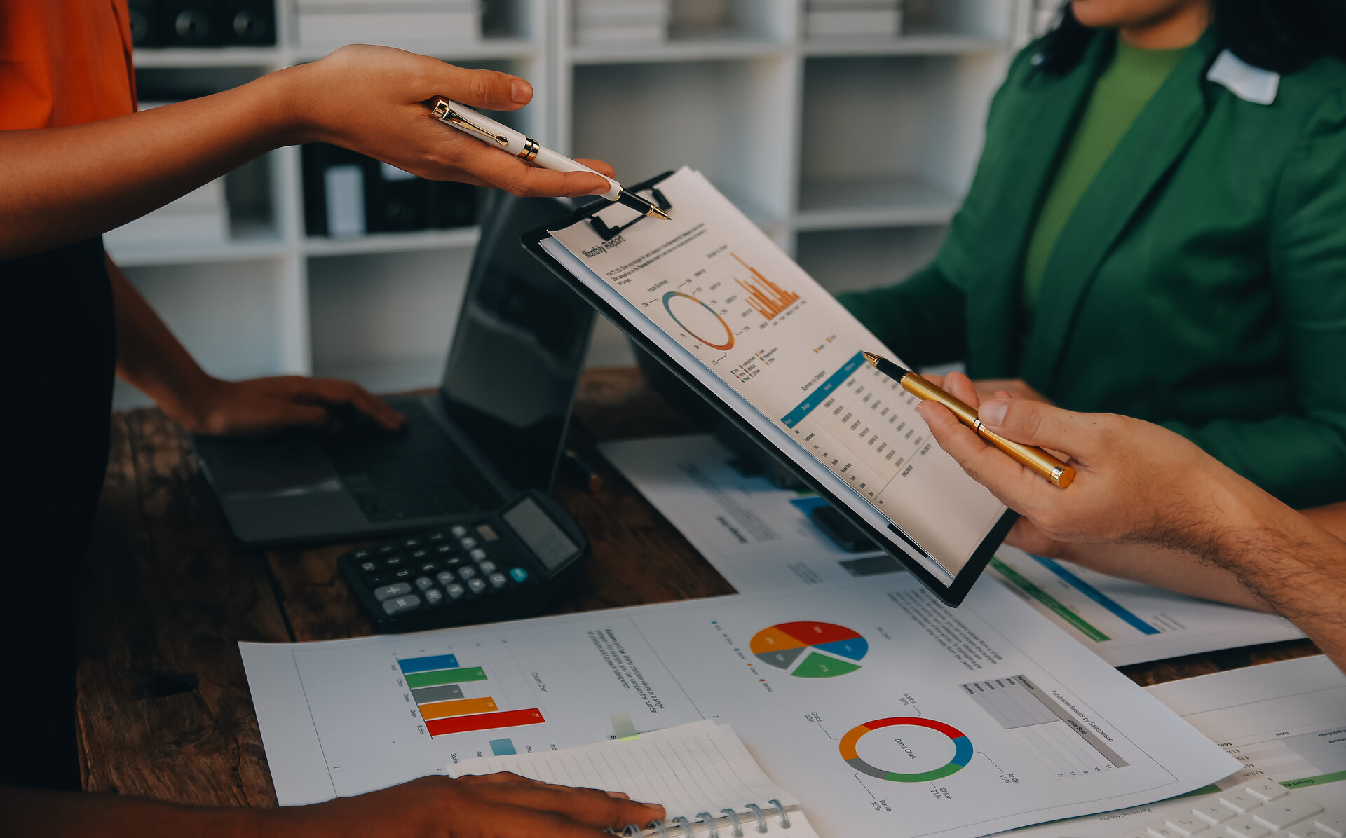 ERP ไทย vs ERP ต่างชาติ เลือกอย่างไรให้เหมาะกับองค์กร